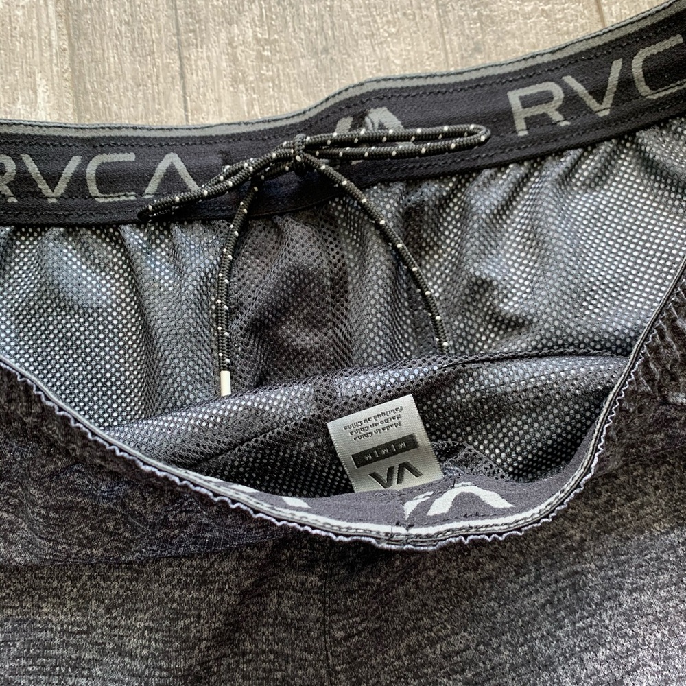 π₯π₯RVCA - RIPSTOP PERFORMANCE SHORTπ₯π₯ - Picture 6 of 6